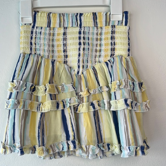 Katie J NYC | Bottoms | Nwt Little Girls Ruffled Skirt Blue Yellow Size ...